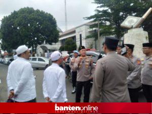 IMG-20251019-WA0004-300x225 Ribuan Personel Amankan Istighosah Kubro Bersama Habib Rizieq di Pandeglang