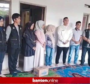 IMG-20260111-WA0013-300x281 Video Viral! MBG di Pandeglang Dibungkus Kantong Plastik, Ini Penjelasan SPPG