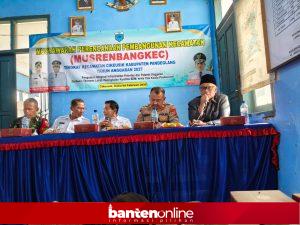 IMG-20260204-WA0090-300x225 50 Anggota DPRD Pandeglang Turun Kawal Musrenbang Kecamatan