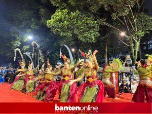 IMG-20260517-WA0126-300x225 Rampak Bedug Banten Bikin Ribuan Warga Bandung Terpukau di Kirab Budaya Padjadjaran