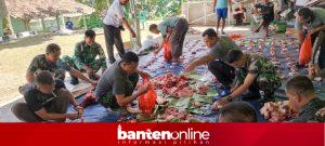 IMG-20260527-WA0086-300x135 Kodim Pandeglang Tebar 180 Paket Daging Kurban untuk Warga