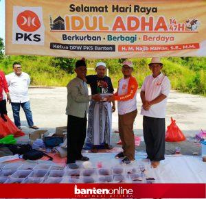 IMG-20260528-WA0029-300x290 DPD PKS Pandeglang Sembelih 21 Sapi dan 42 Kambing pada Idul Adha 1447 H