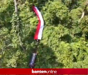 IMG-20260601-WA0034-300x259 Bentangkan Merah Putih 10 Meter di Gunung Prakasak, Pendaki Banten Gaungkan Semangat Pancasila