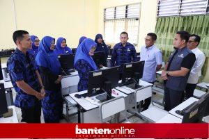 IMG-20260611-WA0061-300x200 Tinjau SPMB di Cilegon, Andra Soni Tegaskan Larang Titip-Menitip