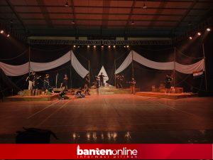 IMG-20260618-WA0101-1-300x225 Seniman Pandeglang Sulap GOR Cikupa Jadi Gedung Pertunjukan, Soroti Minimnya Fasilitas Kesenian