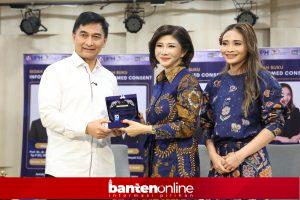 IMG-20260619-WA0109-1-300x200 Wagub Banten Apresiasi Buku Informed Consent Karya Praktisi Hukum UPH