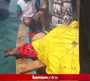 IMG-20260628-WA0038-300x268 Pesta Laut Carita Meriah, Bupati Pandeglang Apresiasi Panitia Ruwat Laut