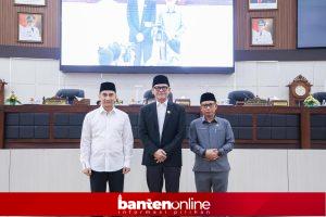 IMG-20260707-WA0136-300x200 Wagub Banten Dorong Raperda Pendidikan Perkuat SDM Unggul