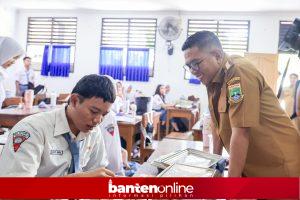 IMG-20260713-WA0058-300x200 Andra Soni Tegaskan Komitmen Perluas Akses Pendidikan, Sekolah Gratis Terus Diperluas