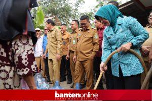 IMG-20260728-WA0091-300x200 Atasi Kekeringan, Andra Soni Salurkan Air Bersih hingga Siapkan Sumur Bersama