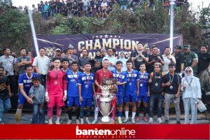 IMG-20260802-WA0127-300x200 Andra Soni: Turnamen Sepak Bola Jadi Hiburan Sekaligus Penggerak Ekonomi Rakyat