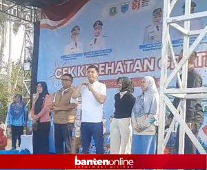 IMG-20260809-WA0064-300x246 Jalan Sehat RSUD Labuan Dibanjiri Ribuan Warga, Andra Soni: Jaga Kebugaran dan Hidup Sehat