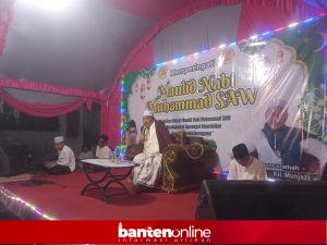 IMG-20260829-WA0075-300x225 Camat Koroncong Ajak Warga Perkuat Kebersamaan di Peringatan Maulid Nabi