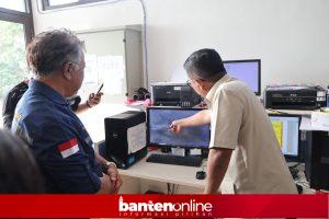 IMG-20260908-WA0123-300x200 Abu Vulkanik Anak Krakatau Mengancam, Andra Soni Perpanjang PJJ
