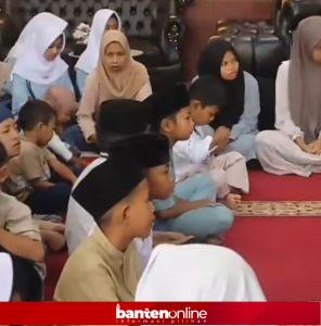 IMG-20260921-WA00551-296x300 Hari Pertama Jadi Kapolres Pandeglang, AKBP Sonny Gelar Pengajian dan Santuni Anak Yatim