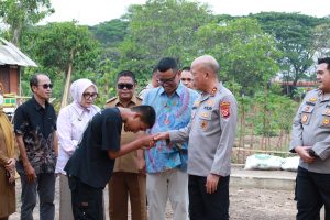 IMG-20260928-WA00711-300x200 Kapolda Banten Kasih Sepeda Listrik ke Pelajar Korban Dugaan Jambret